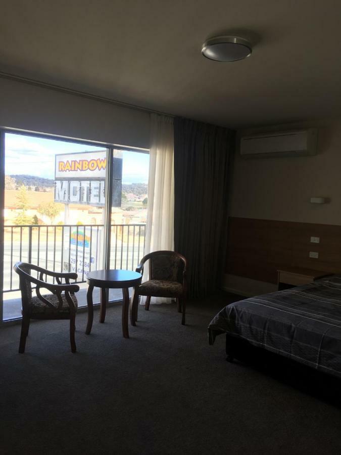 Rainbow Motel Kowen Eksteriør billede