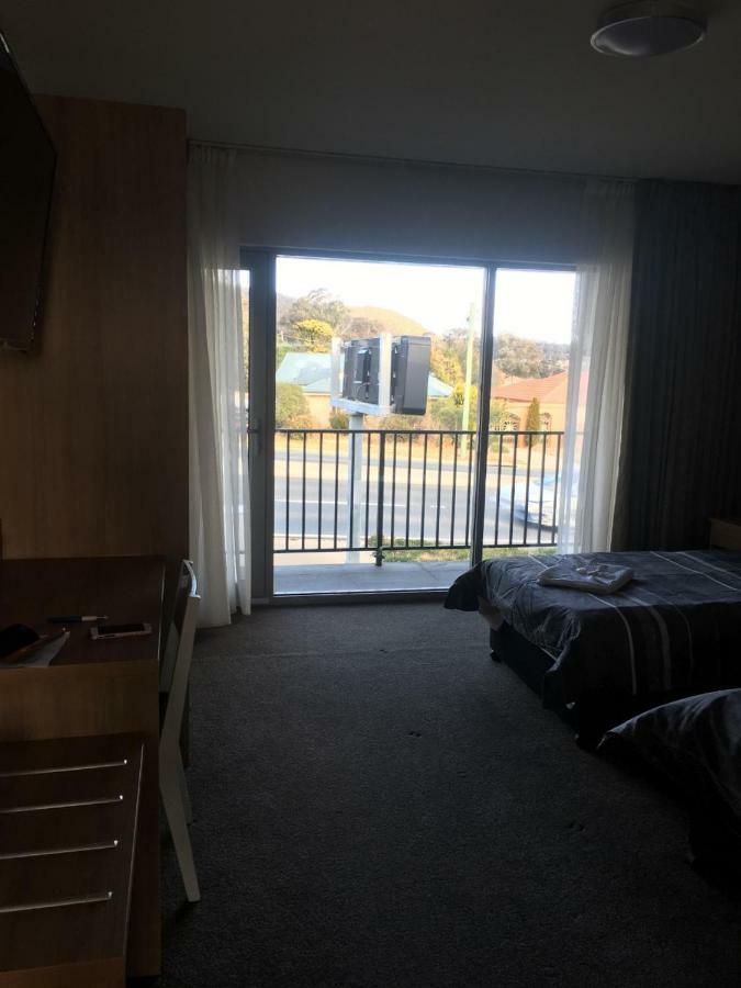 Rainbow Motel Kowen Eksteriør billede