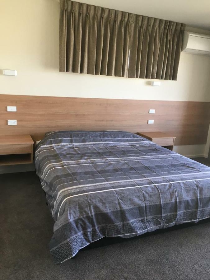 Rainbow Motel Kowen Eksteriør billede